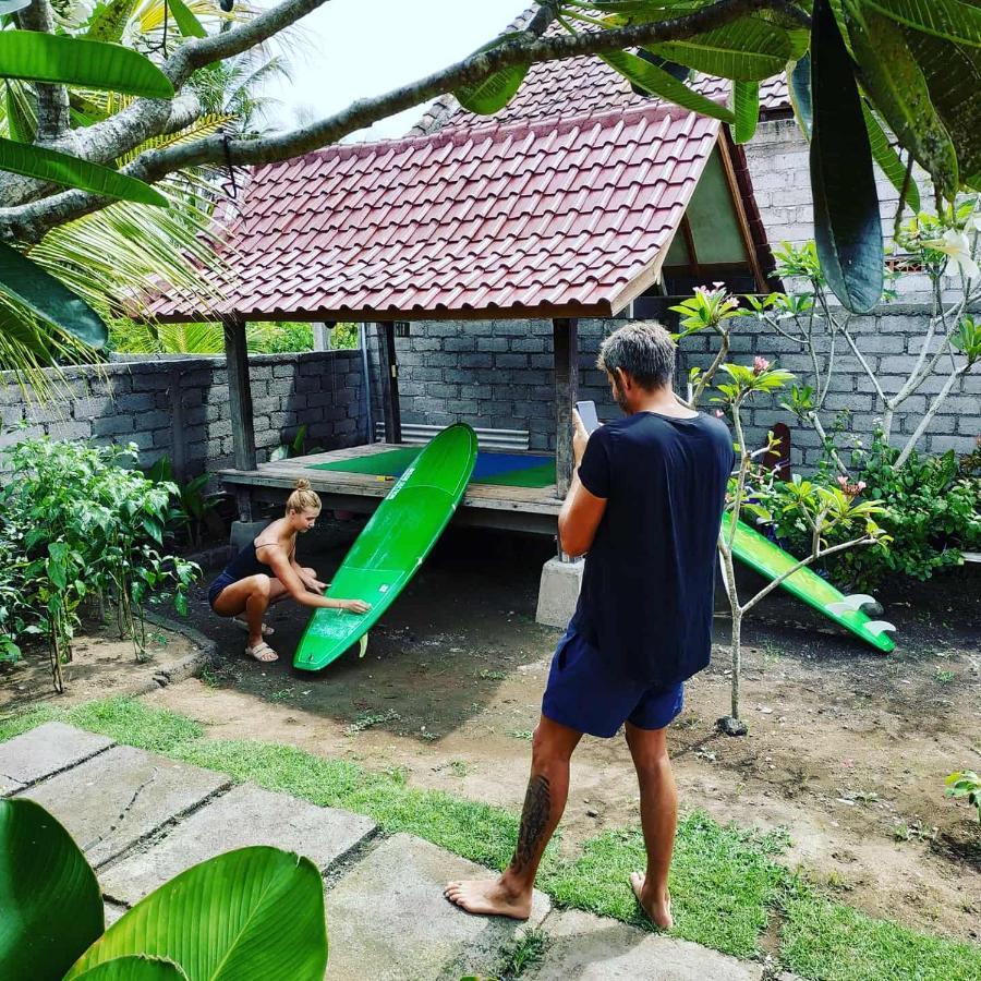 Harris Surf Villa Pulukan Eksteriør bilde